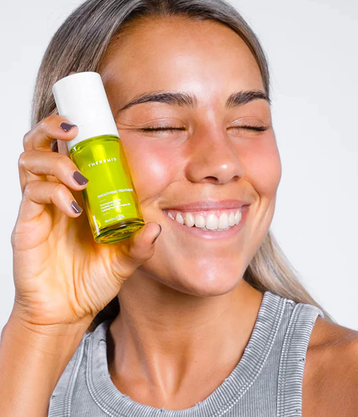 Theramid SMOOTHING TREATMENT Tratamiento iluminador anti edad con ácidos suaves