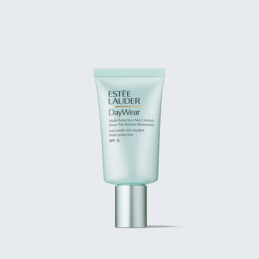 ESTÉE LAUDER DayWear Crema de día con Color SPF15 BB Cream y CC Cream lujo